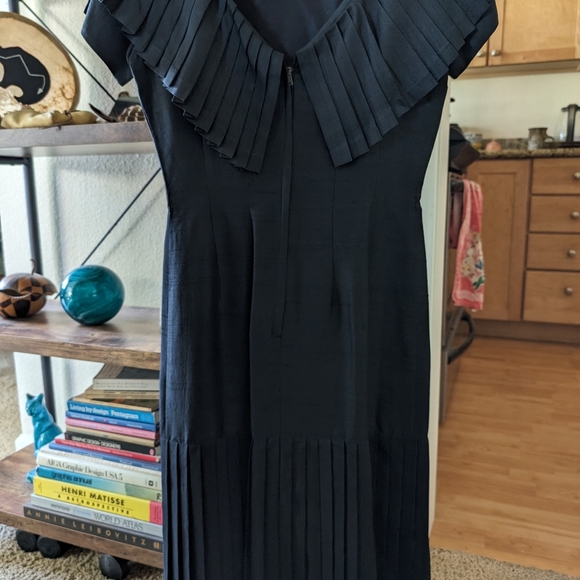 Vintage taffeta 1960s little black dress - Picture 4 of 8